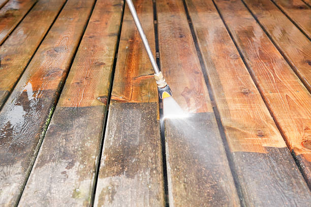 Best Garage Pressure Washing  in Mcdade, TX